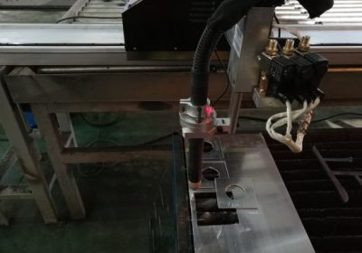 ફાસ્ટ સ્પીડ 1500x3000mm સી.એન.સી. પ્લાઝ્મા કટીંગ અને ફ્લેમ મેટલ કટીંગ મશીન